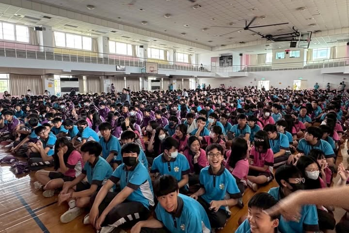 跟1200位八九年級的孩子一起討論性教育！